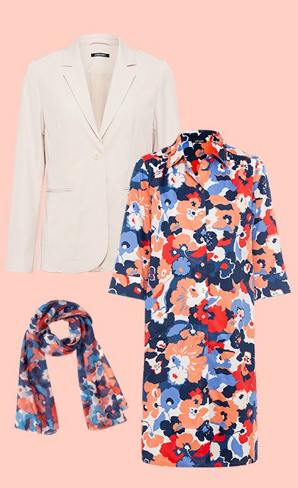 Robe printanière à la silhouette décontractée et à l'imprimé floral omniprésent